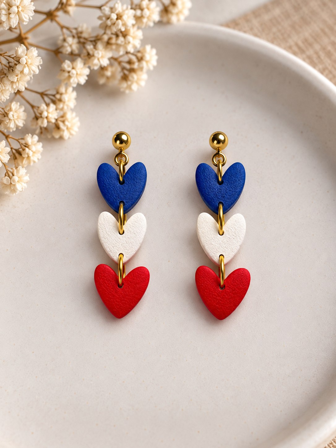 Aros Corazón Tricolor Dorado, aros artesanales hechos a mano color dorado – Karivé Joyas