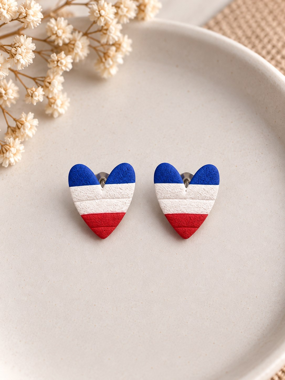 Aros Corazón Pequeño, aros artesanales hechos a mano – Karivé Joyas