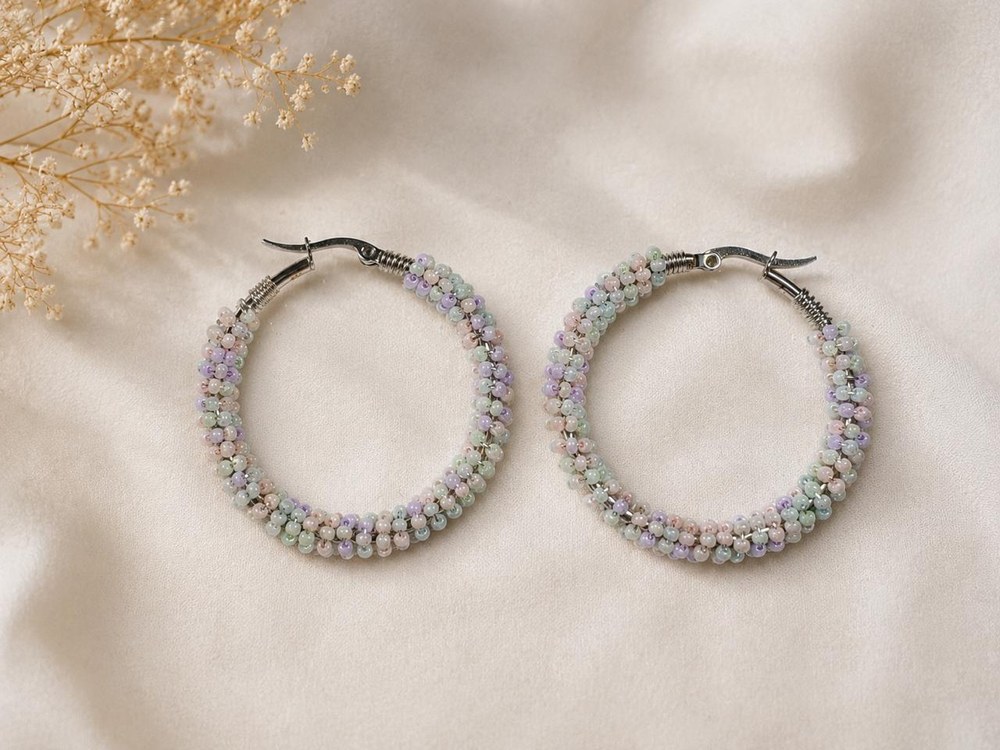 Argollas Mostacillas, aros artesanales hechos a mano – Karivé Joyas