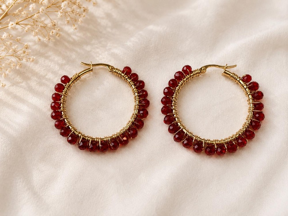 Argollas Cristal Rojo, aros artesanales hechos a mano color rojo – Karivé Joyas