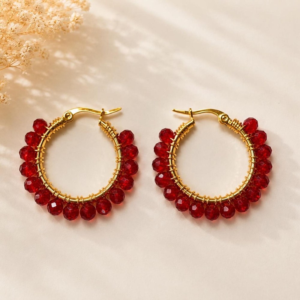 Argollas Cristal Rojo Intenso, aros artesanales hechos a mano color rojo – Karivé Joyas