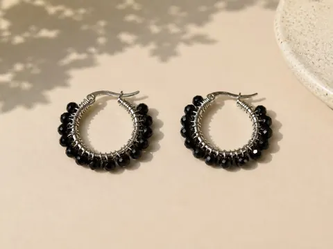 Argollas Cristal Negro, aros hechos a mano – Karivé Joyas