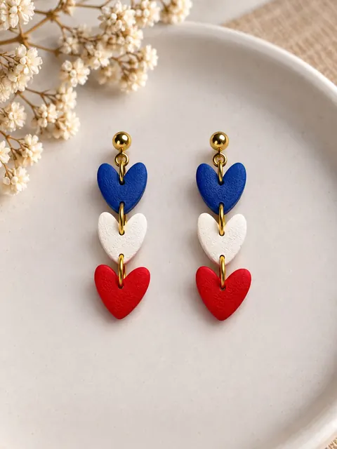 Aros Corazón Tricolor Dorado, aros hechos a mano – Karivé Joyas