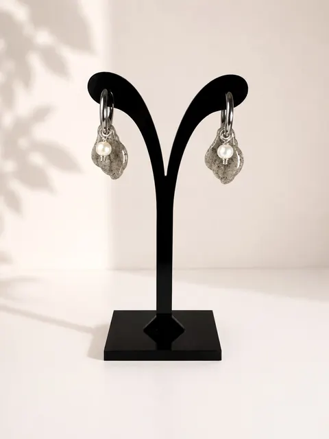 Aros Conchita Arena Plateado, aros hechos a mano – Karivé Joyas